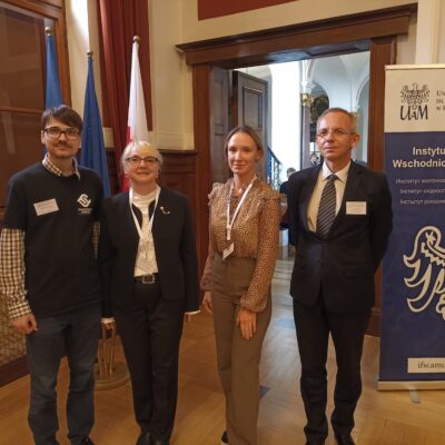 Oxymoral R2s and R1s in Poznań